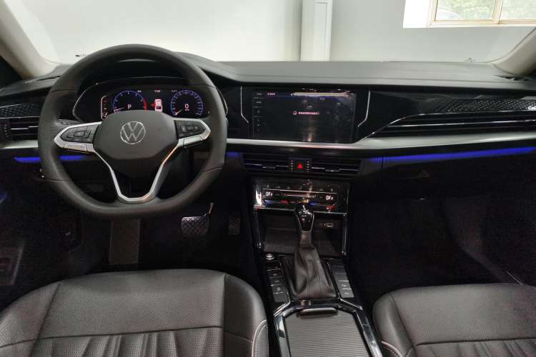 Used Volkswagen Passat 2022 330TSI Starry Luxury Edition
