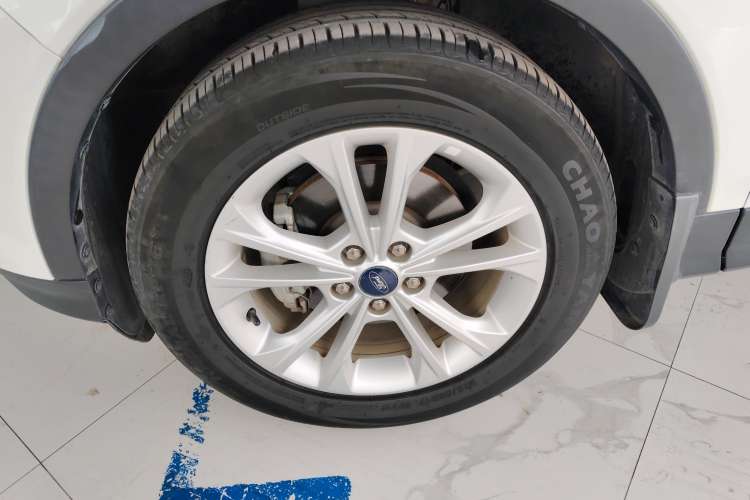 Used Ford Kuga 2018 Facelifted EcoBoost 180 Two-Wheel-Drive Platinum Wing Edition