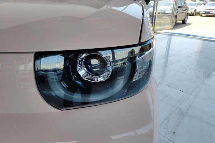 Used Chery New Energy QQ Ice Cream 2022 120km Conical Shape Lithium Iron Phosphate