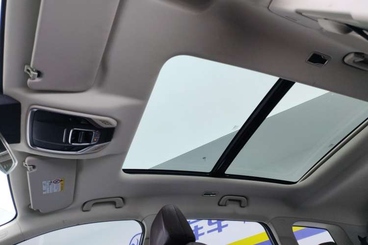 Used Geely Auto Haoyue 2022 1.8TD DCT Flagship 7-Seater
