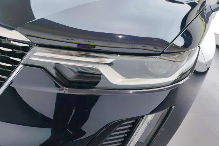 Used Cadillac XT6 2022 2.0T Six-Seater Four-Wheel-Drive Luxury Version
