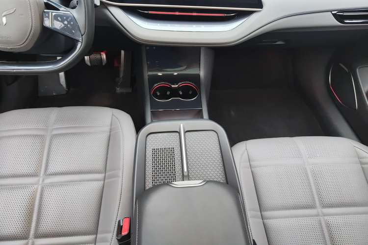 Used Hongqi EH7 2024 690 Pro