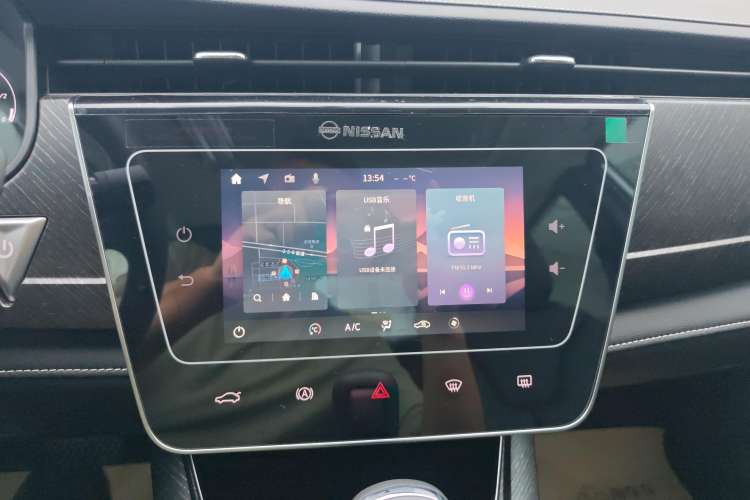 Used Venucia D60 2023 PLUS 1.6L XL CVT Yue Ling Edition Audio And AC Panel