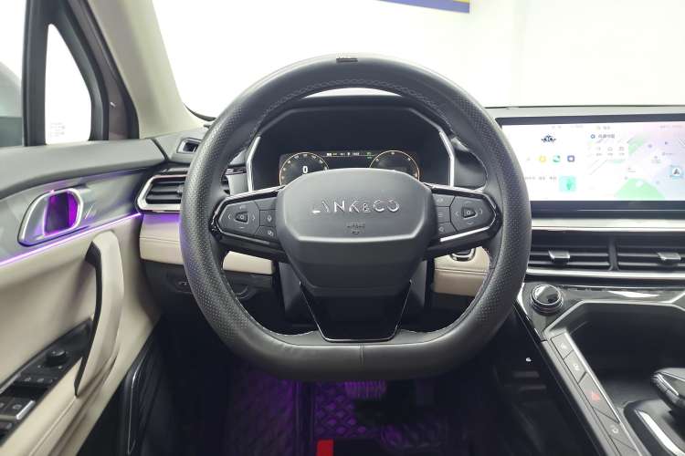 Used Lynk & Co 06 EM-P 2023 1.5T Remix PHEV Shero