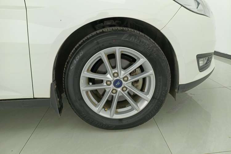 Used Ford Focus 2018 Hatchback Classic 1.6L Automatic Trendy SmartDrive Edition