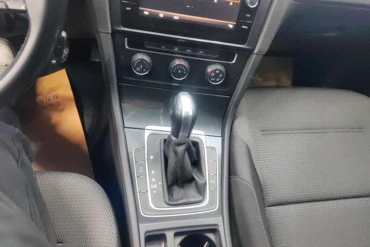 Used Volkswagen Golf 2019 1.8TSI Travel Edition