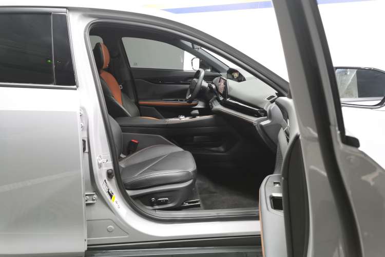 Used CHANGAN UNI-V iDD 2023 Zhidian iDD 1.5T 113km Smart & Fun Version (Rapid Edition)