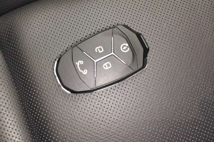 Used Lynk & Co 01 2019 2.0T Two-Wheel Drive Zhaopu Version China V Standard