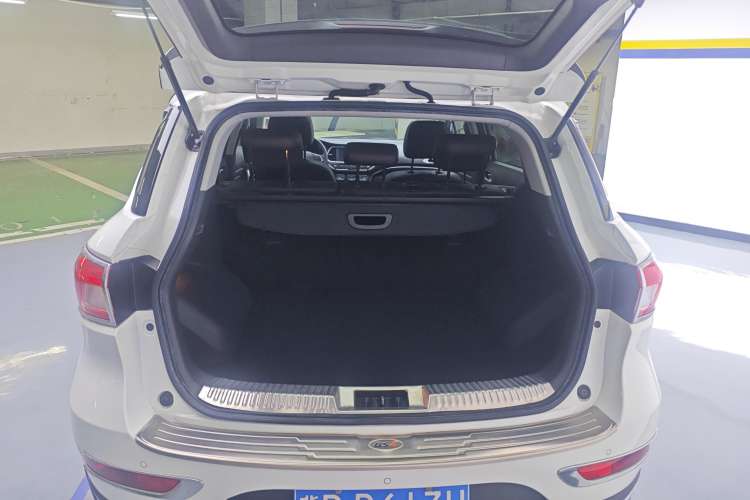 Used GAC Trumpchi GS4 2015 200T Manual Luxury Edition