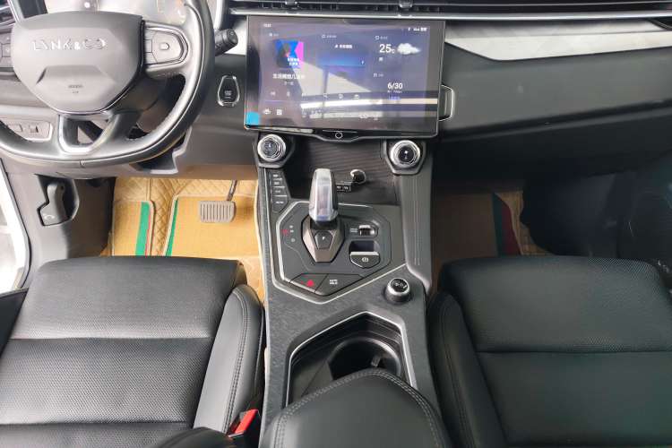 Used Lynk & Co 01 2021 2.0TD Two-Wheel-Drive Pro Trim