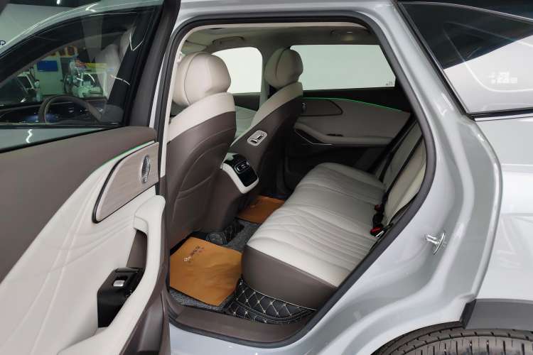 Used EXEED Stellar C-DM 2024 1.5T Long-Range Pro