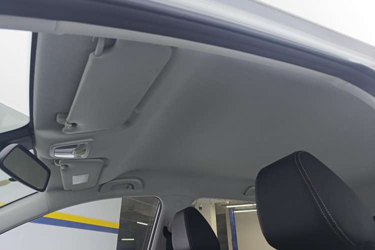 Used Baojun 530 2021 Global Car Anniversary Edition 1.5T CVT Luxury Model 6 Seats