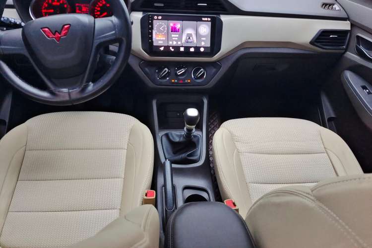 Used Wuling Hongguang 2021 1.5L Revised S Standard Version with Electric Power Steering LAR