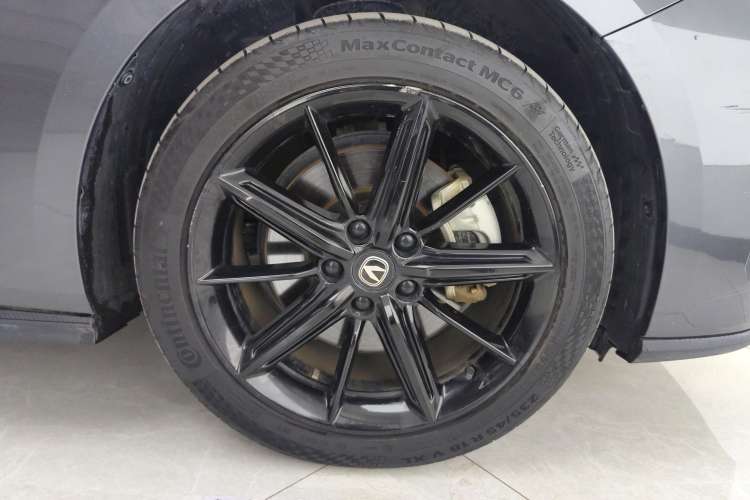 Used Changan UNI-V iDD 2023 Zhidian iDD 1.5T 113km Smart & Fun Version (Rapid Edition)