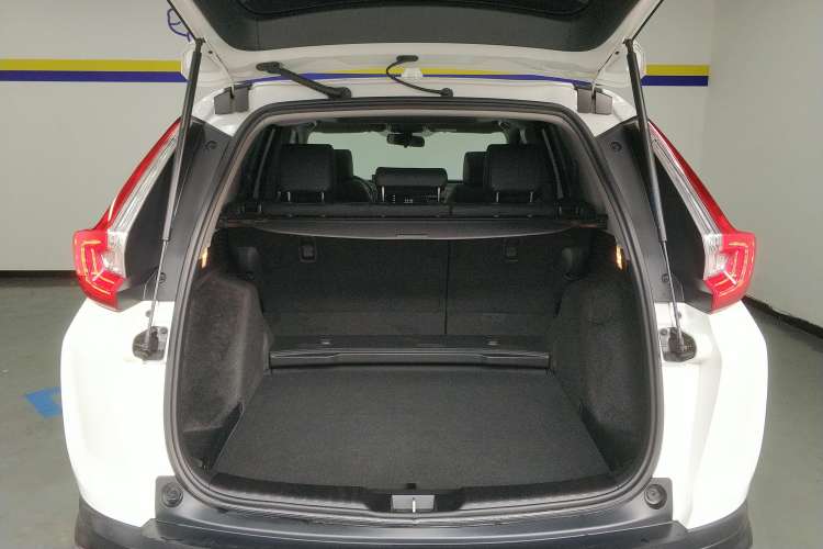 Used Honda CR-V 2019 Brilliant Edition Plus 240TURBO CVT Two-Wheel Drive Fashion Version China VI Emission Standard
