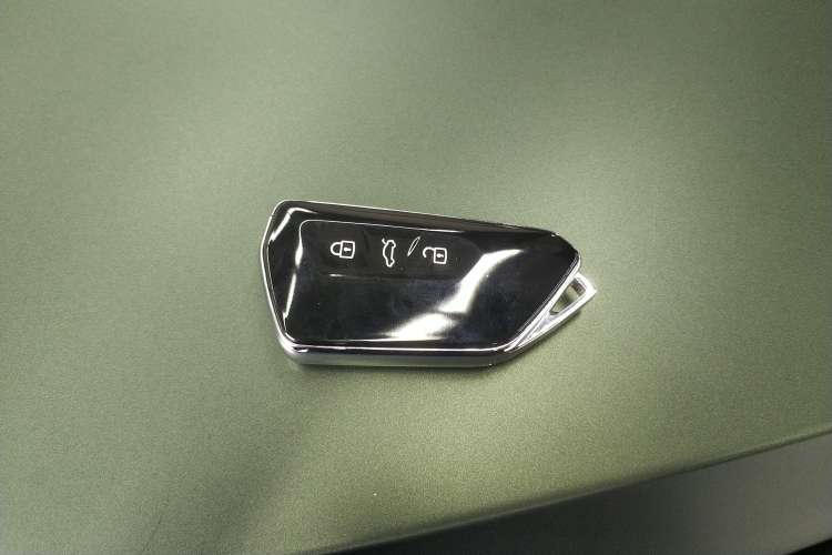 Used Volkswagen ID.6 X 2022 Smart Enjoyment Long-Range Edition Vehicle Key