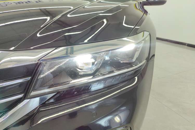 Used Volkswagen Passat 2019 330TSI Elite Edition China VI
