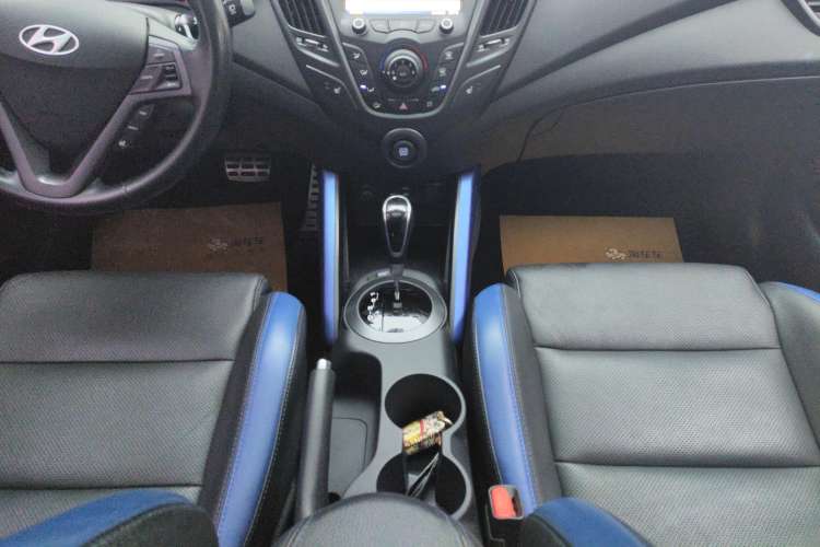 Used Hyundai Veloster 2015 1.6T Automatic Luxury Edition