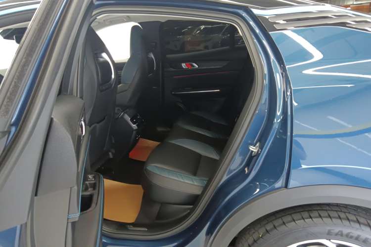 Used Lynk & Co 05 2020 2.0TD Two-Wheel Drive Shine Halo