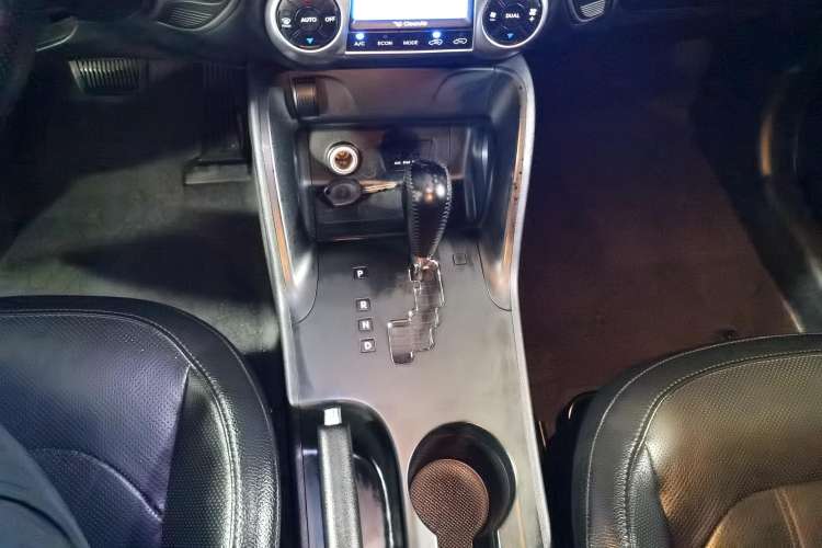 Used Hyundai ix35 2015 2.0L Automatic 2WD Smart Version China V Standard