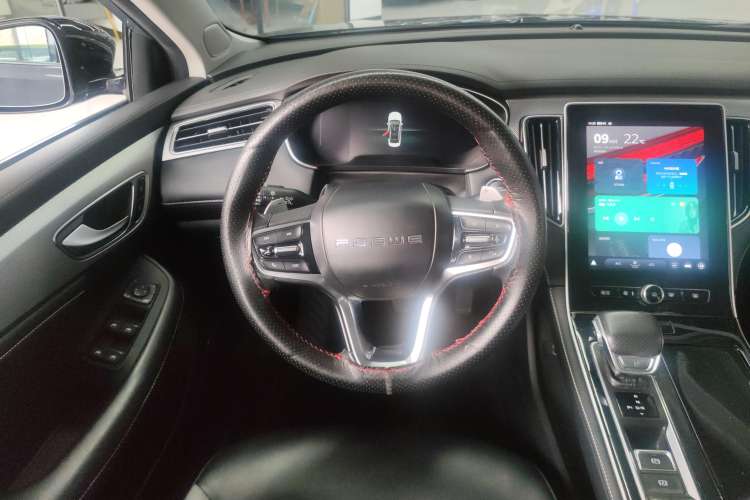 Used Roewe i6 MAX 2020 300TGI Automatic Cool & Stylish Skyroof Edition
