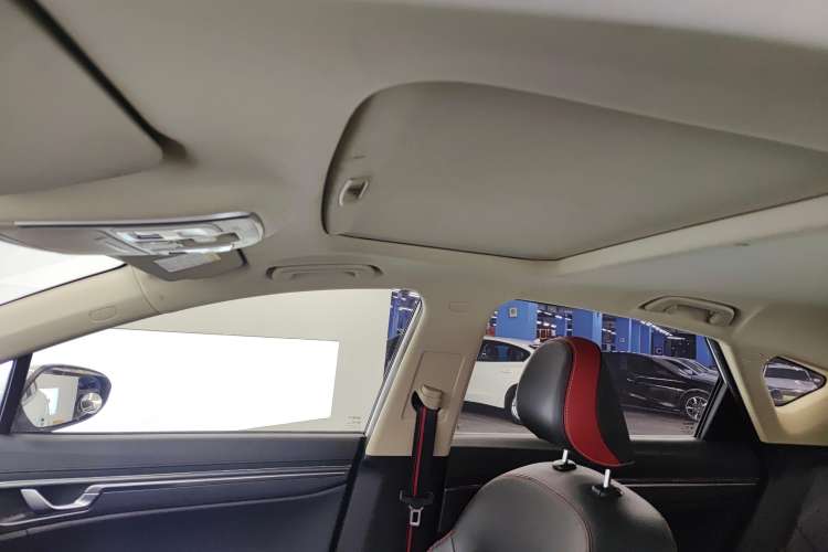 Used Geely Auto Emgrand GS 2020 1.4T CVT Ya Headliner