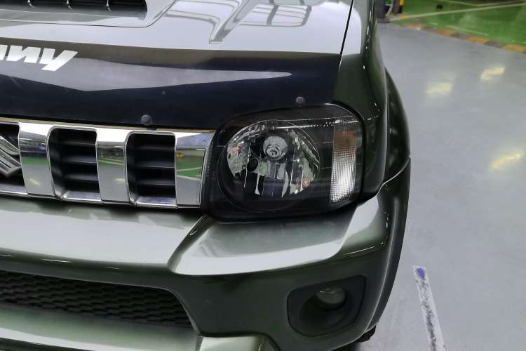 Used Suzuki Jimny 2015 1.3 AT JLX