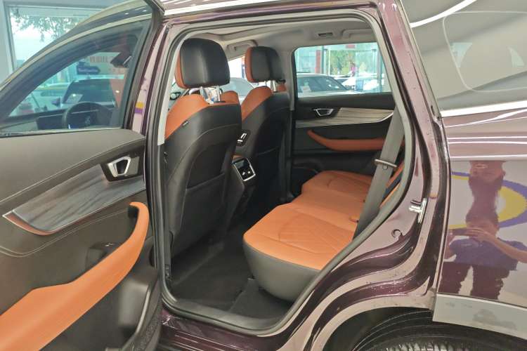 Used Chery Tiggo 8 PLUS 2022 290TGDI DCT Luxury Edition+