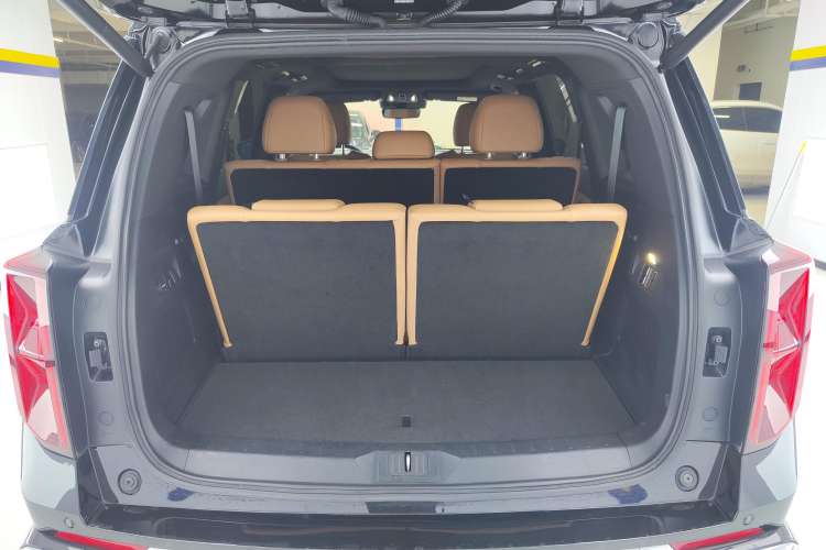 Used GAC Trumpchi ES9 2024 PHEV with 143 km Max