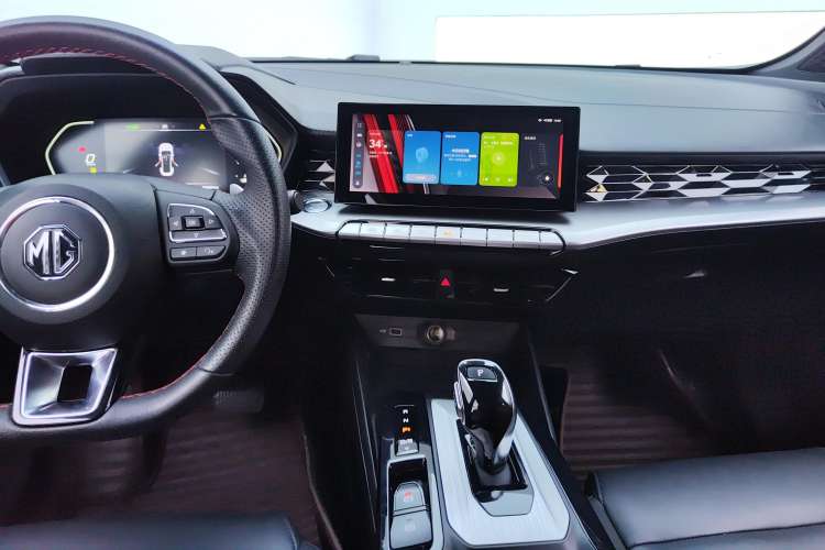 Used MG 5 2021 Revised 300TGI DCT Elegant Luxury Flagship Edition