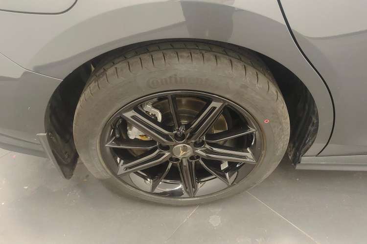 Used Changan UNI-V iDD 2023 ZhiDian iDD 1.5T 113km Smart & Fun Version