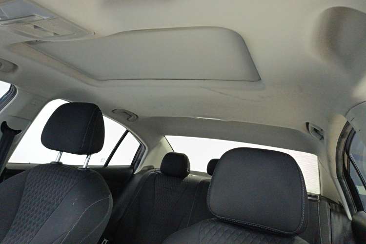 Used Roewe i5 2020 1.5L Automatic 4G Connected Linghao Edition
