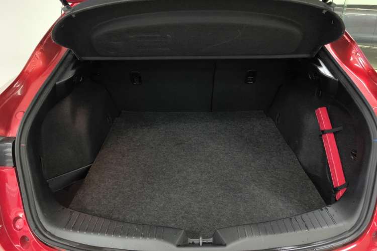 Used Mazda CX-4 2016 2.0L Automatic 2WD Blue Sky Luxury Edition