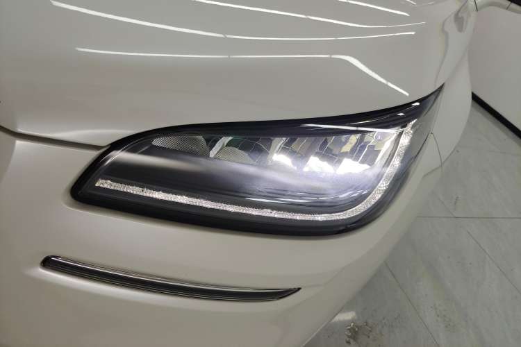 Used Lincoln Corsair 2021 2.0T Two-Wheel-Drive Luxury Edition