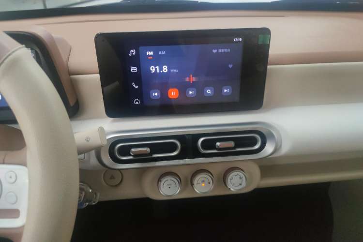 Used Wuling Hongguang MINIEV 2024 3rd Generation 215km Advanced Version