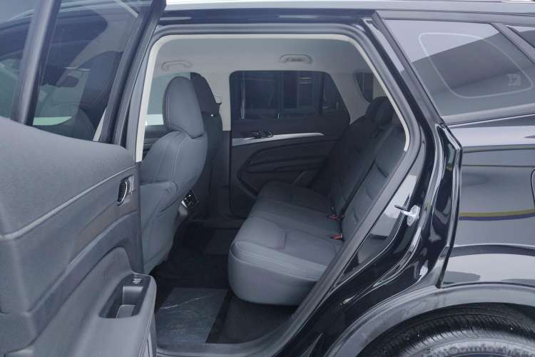 Used Ford Equator Sport 2023 EcoBoost 170 Prime Edition
