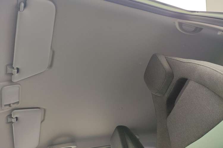 Used Wuling Hongguang MINIEV 2022 Macaron Premium Model – Lithium Iron Phosphate