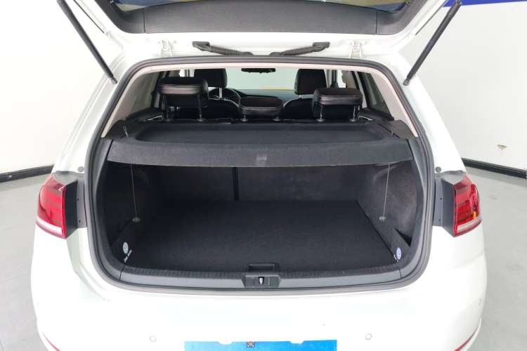 Used Volkswagen Golf 2020 200TSI DSG Comfortable and Ambitious Edition