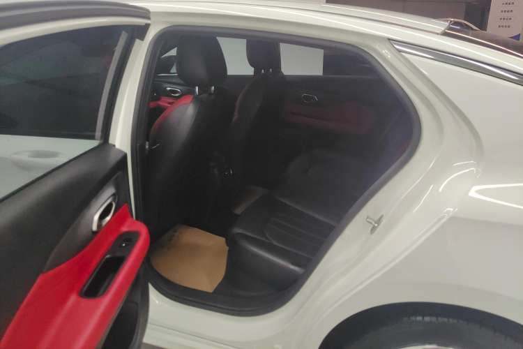 Used GAC Trumpchi EMPOW 2021 270T DCT J11 Version