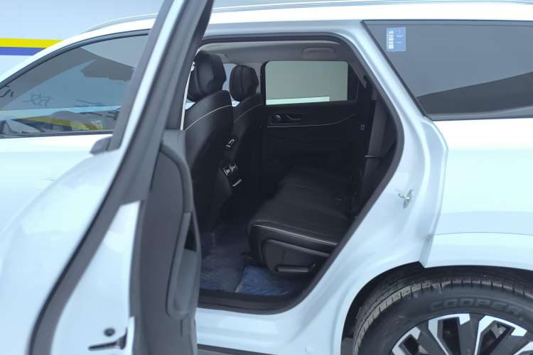 Used Chery Tiggo 9 2023 2.0T Dual-Clutch Two-Wheel Drive Luxury Edition 5 Seats