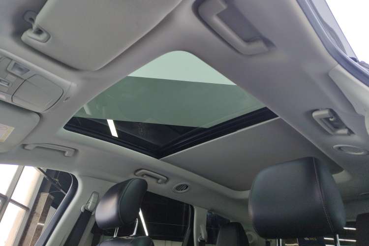 Used Ford Edge 2021 PLUS EcoBoost 245 Two-Wheel-Drive Titanium 7-Seater