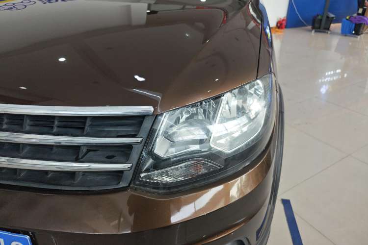 Used Dongfeng Fengon 360 2015 1.5L Manual Comfort II 7-Seater
