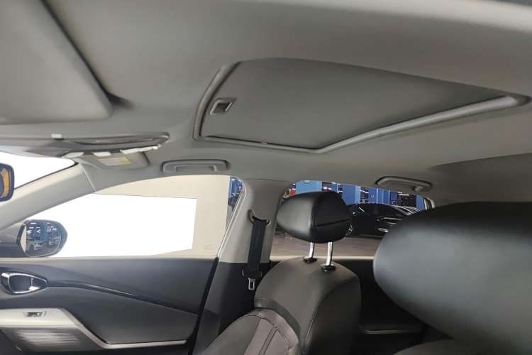 Used Baojun RC-5 2020 1.5T CVT Smart Shine Flagship Edition
