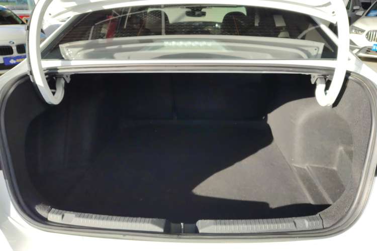 Used Volkswagen Lavida 2023 300TSI DSG Starry Sky Leading Edition
