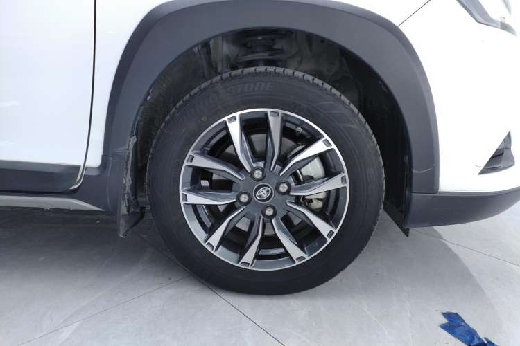 Used Toyota YARiS L Zhi Xuan 2021 X-Trail 1.5L CVT Leading Edition