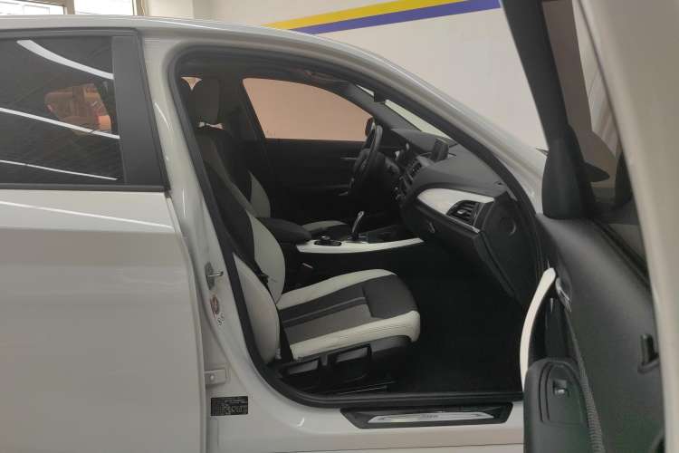 Used BMW 1 Series 2016 118i Leading Model Right Front Seat