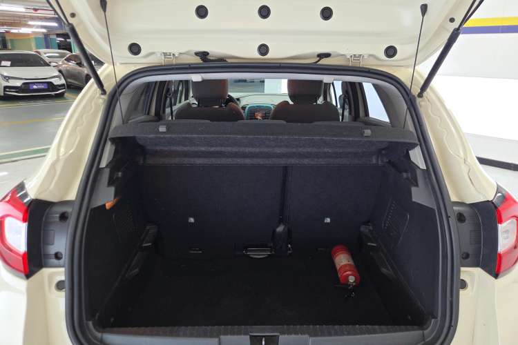 Used Renault Captur 2015 1.2T Automatic Standard Edition