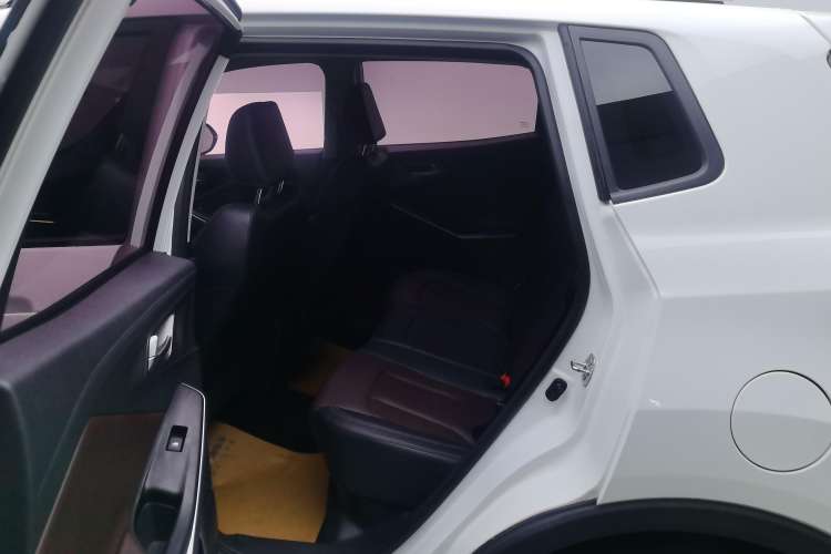 Used CHANGAN CS15 2019 1.5L Manual Entry-Level Version China VI Standard
