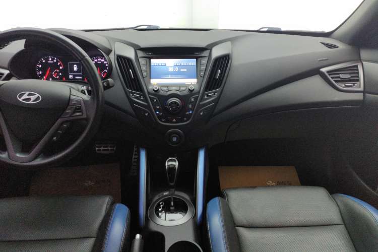 Used Hyundai Veloster 2015 1.6T Automatic Luxury Edition