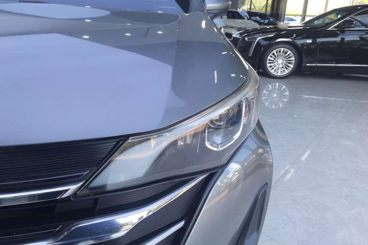 Used GAC Trumpchi M6 2019 270T DCT Luxury Edition (6-seater) China VI
